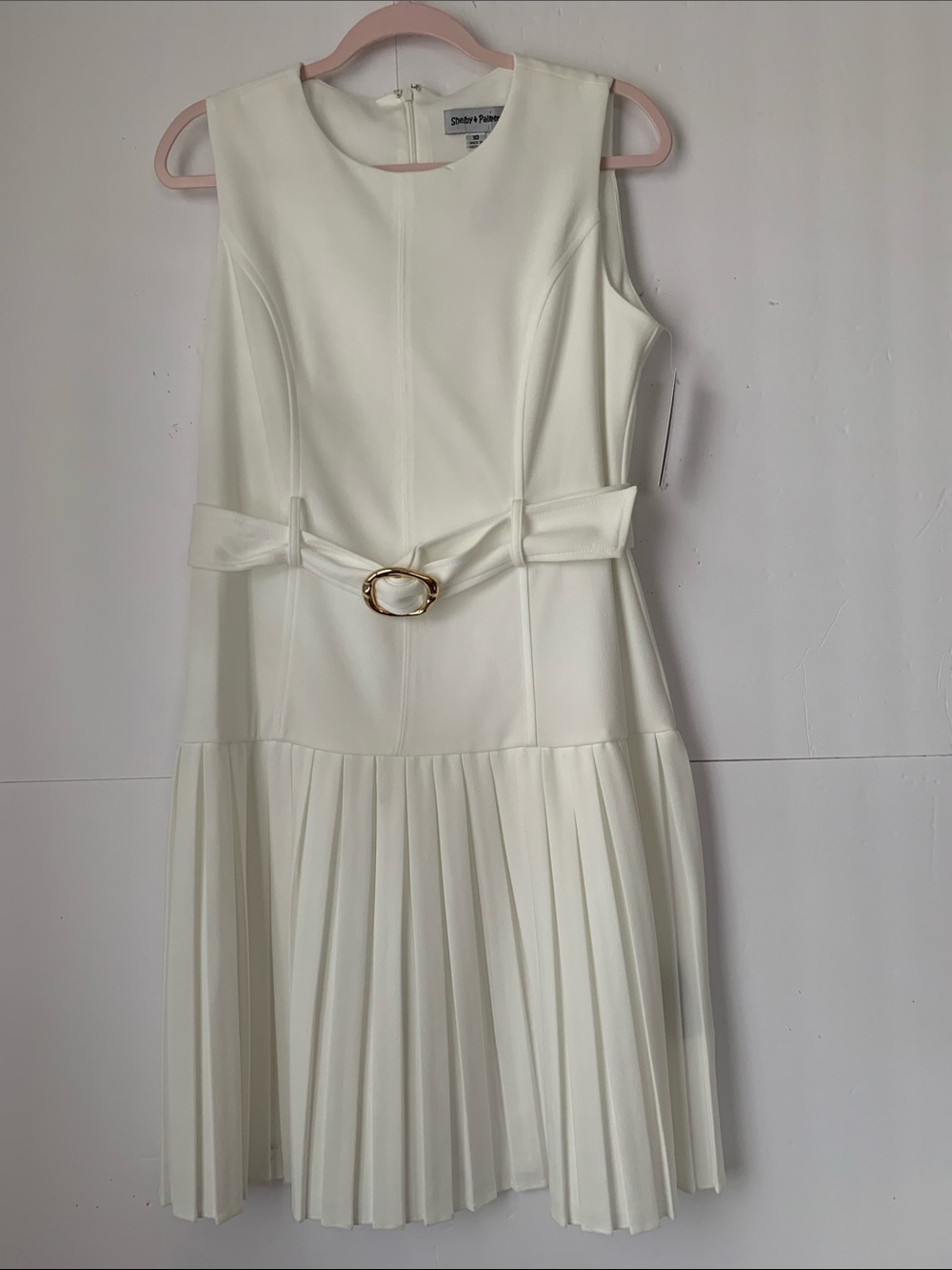 Shelby & Palmer White Sleeveless Pleated Dress with Gold Buckle Size 10